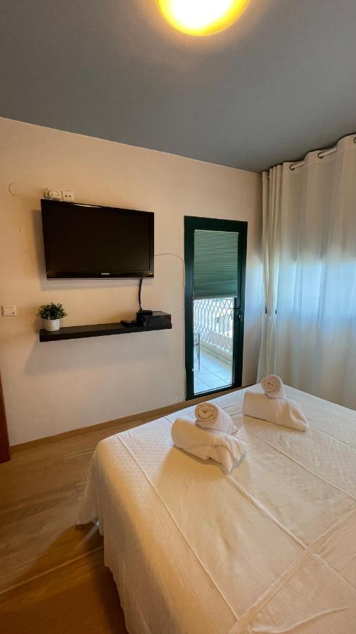 קיסריה נאות גולף- Oren Apartment ภายนอก รูปภาพ
