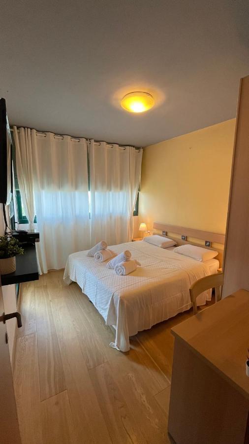 קיסריה נאות גולף- Oren Apartment ภายนอก รูปภาพ