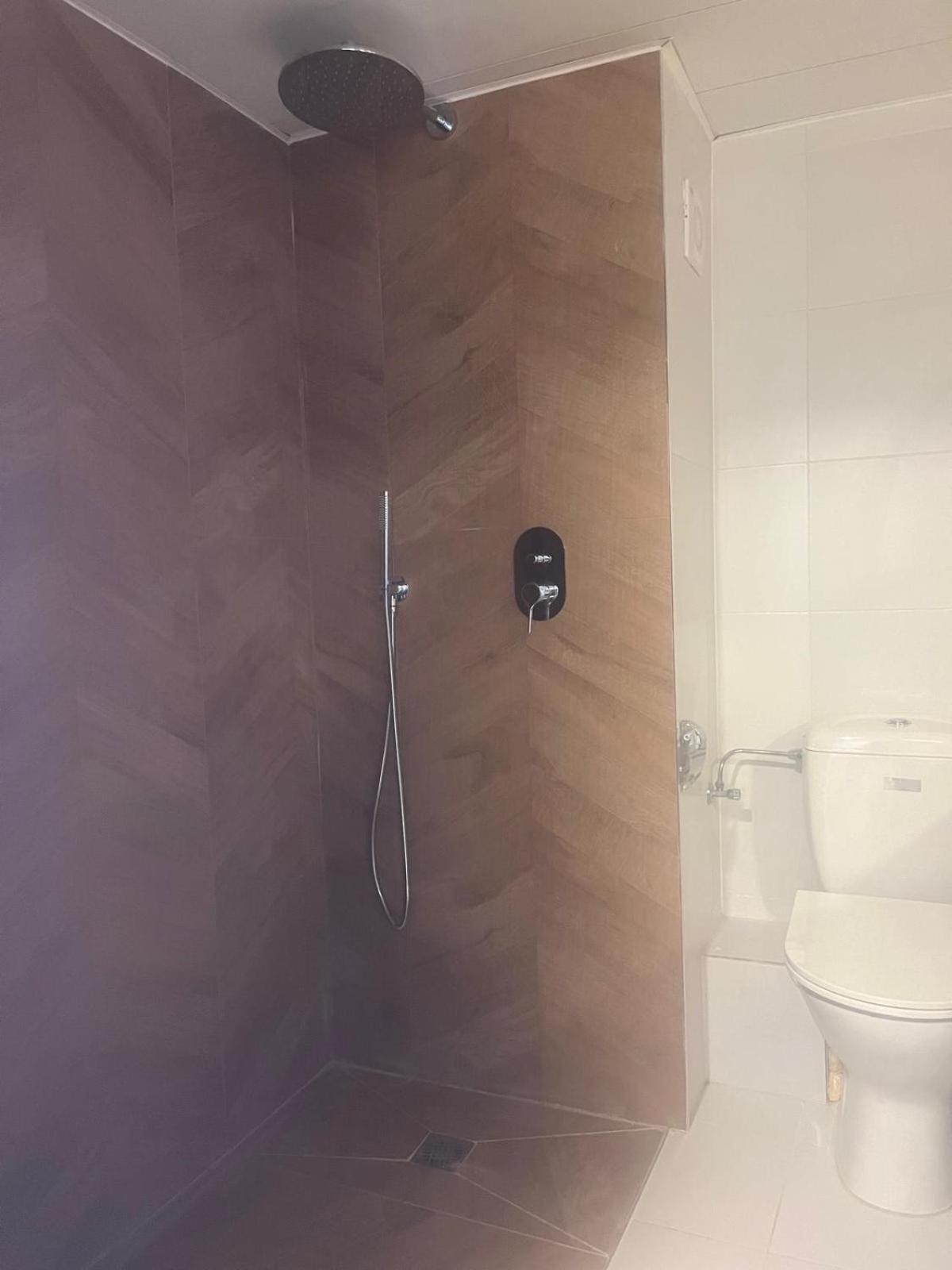 קיסריה נאות גולף- Oren Apartment ภายนอก รูปภาพ
