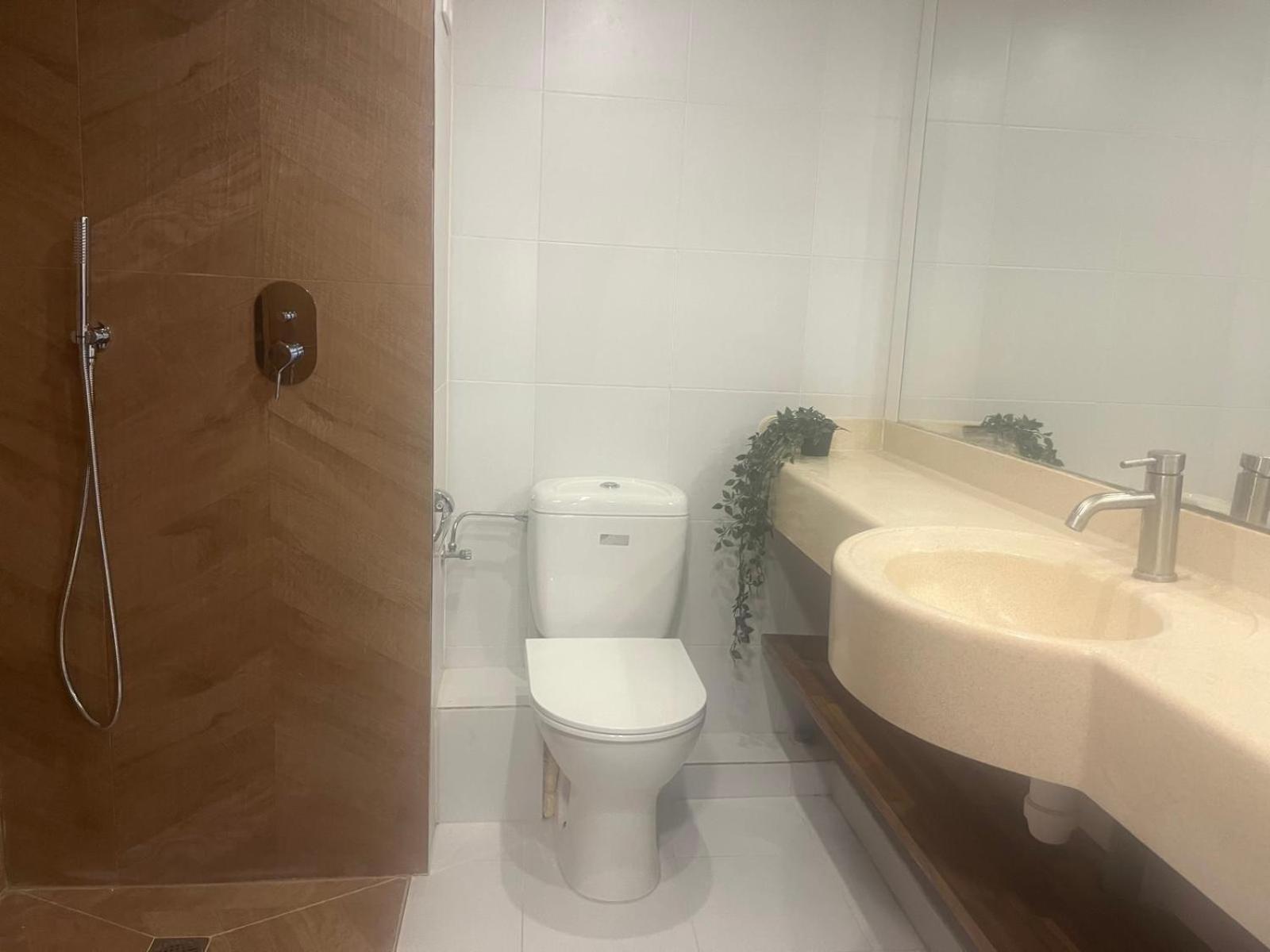 קיסריה נאות גולף- Oren Apartment ภายนอก รูปภาพ
